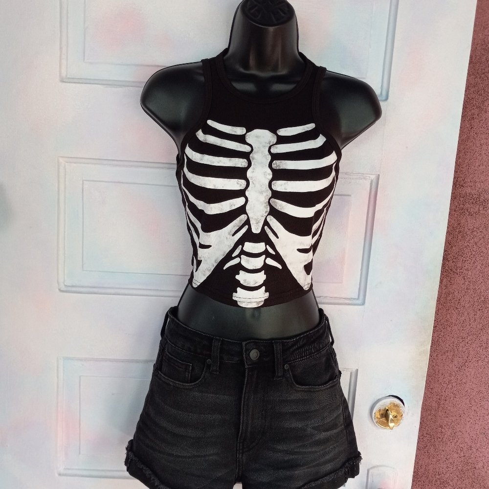 Rad skeleton ribcage cropped tank top! NWOT! Stretchy! Only black shade atm - Picture 4 of 7